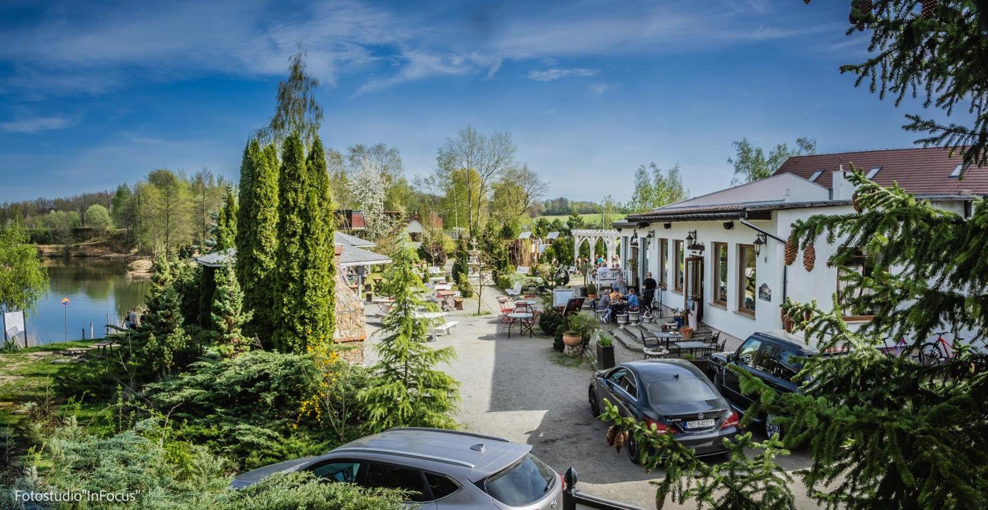 Forteca, Pokoje Goscinne Nad Stawem Dzierżoniów Exteriér fotografie