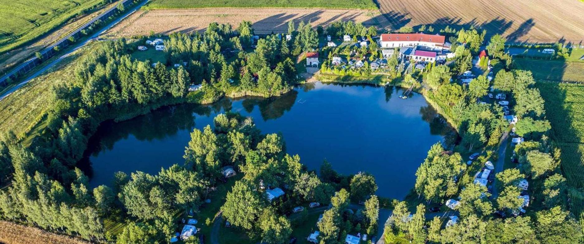 Forteca, Pokoje Goscinne Nad Stawem Dzierżoniów Exteriér fotografie
